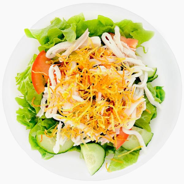 Салат с кальмарами и овощами 150 гр