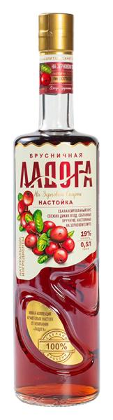 Настойка ЛАДОГА Брусничная сладкая 0,5л 18%-19%