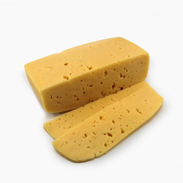 Сыр ЧЕРНЫЙ ВОРОН Чезаре с ароматом грец. ореха 50% без змж