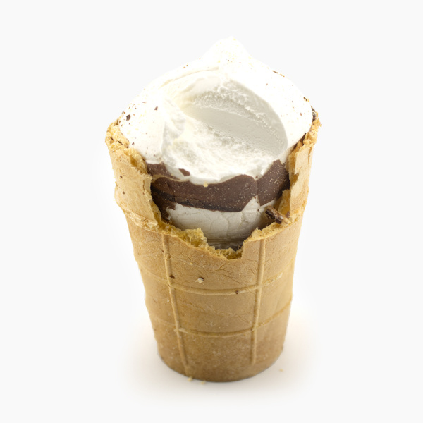 Мороженое ЗОЛОТОЙ СТАНДАРТ с черникой в вафельном таканчике без змж 93гр