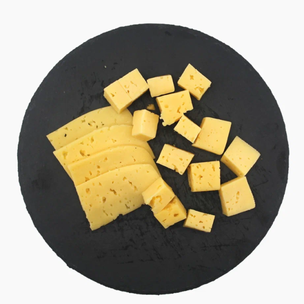 Сыр ЧЕРНЫЙ ВОРОН Чезаре с ароматом грец. ореха 50% без змж